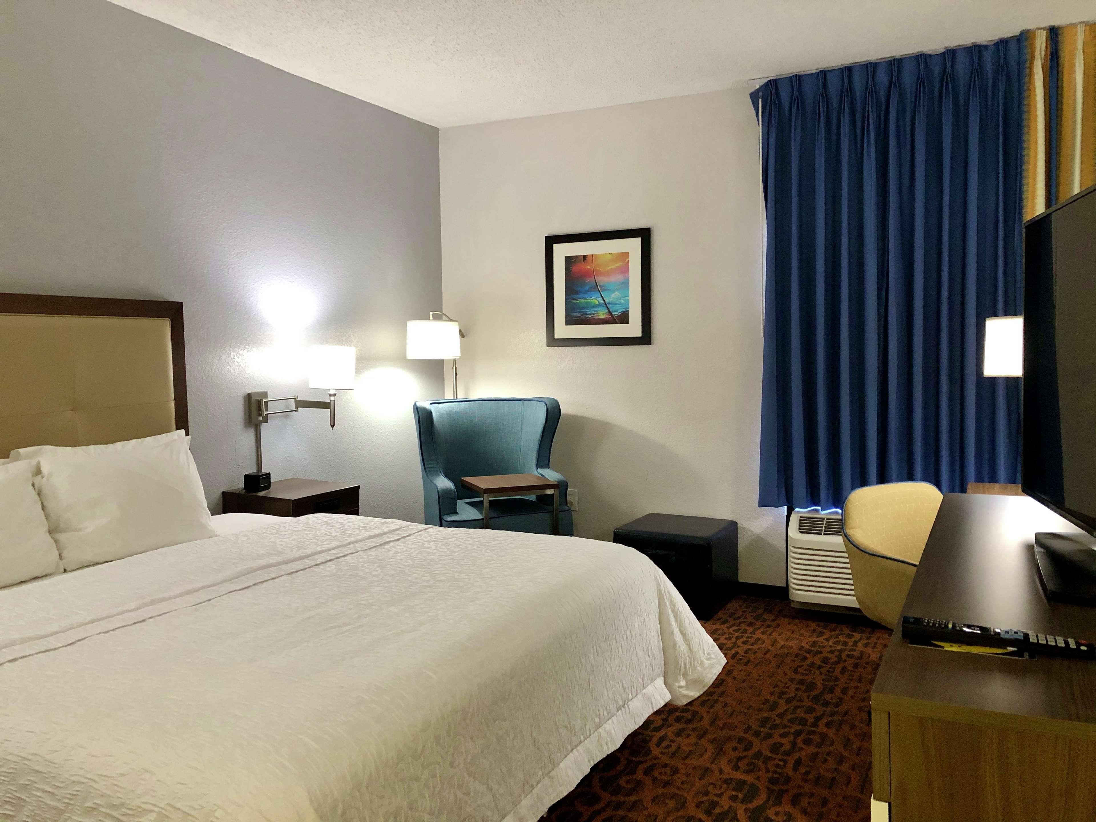 Hampton Inn By Hilton Spring Hill Timber Pines Exterior photo