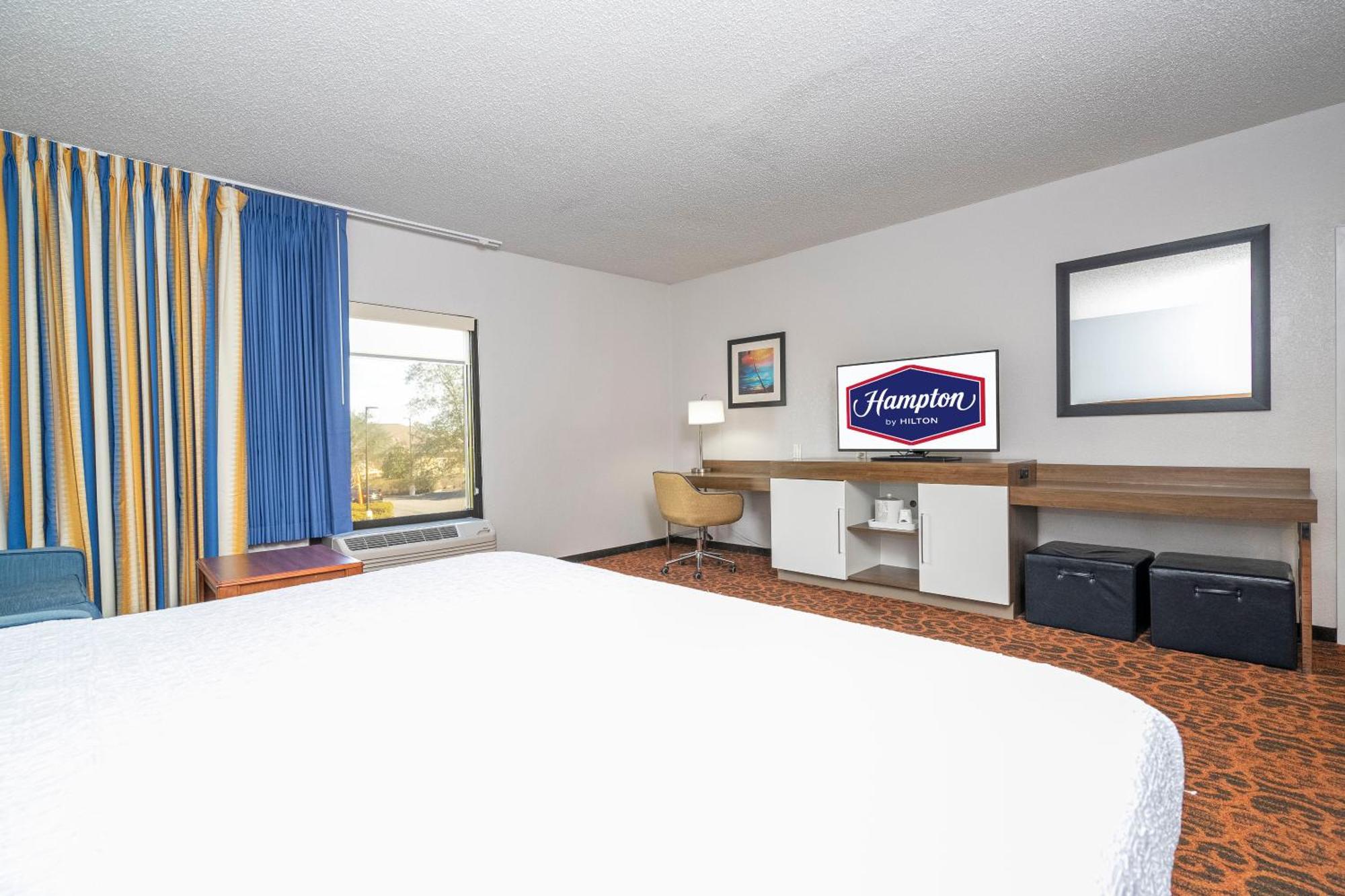 Hampton Inn By Hilton Spring Hill Timber Pines Exterior photo