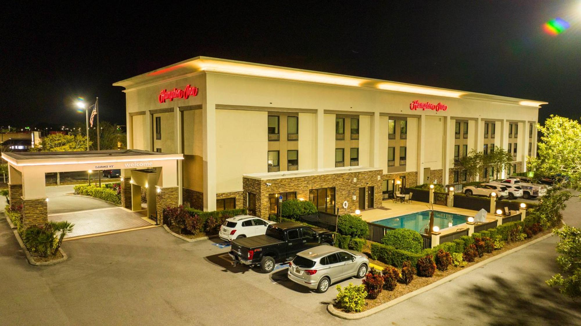 Hampton Inn By Hilton Spring Hill Timber Pines Exterior photo