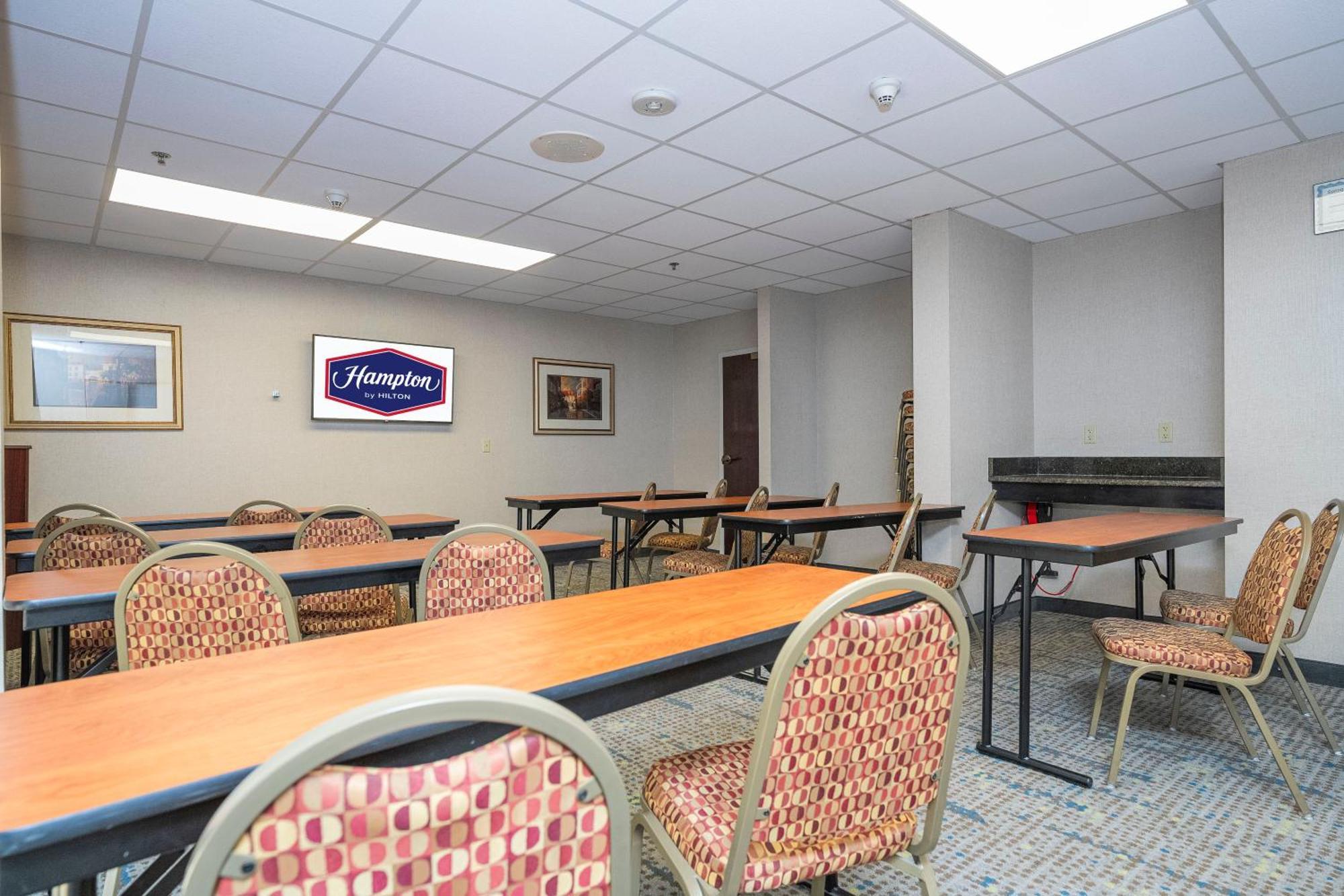 Hampton Inn By Hilton Spring Hill Timber Pines Exterior photo